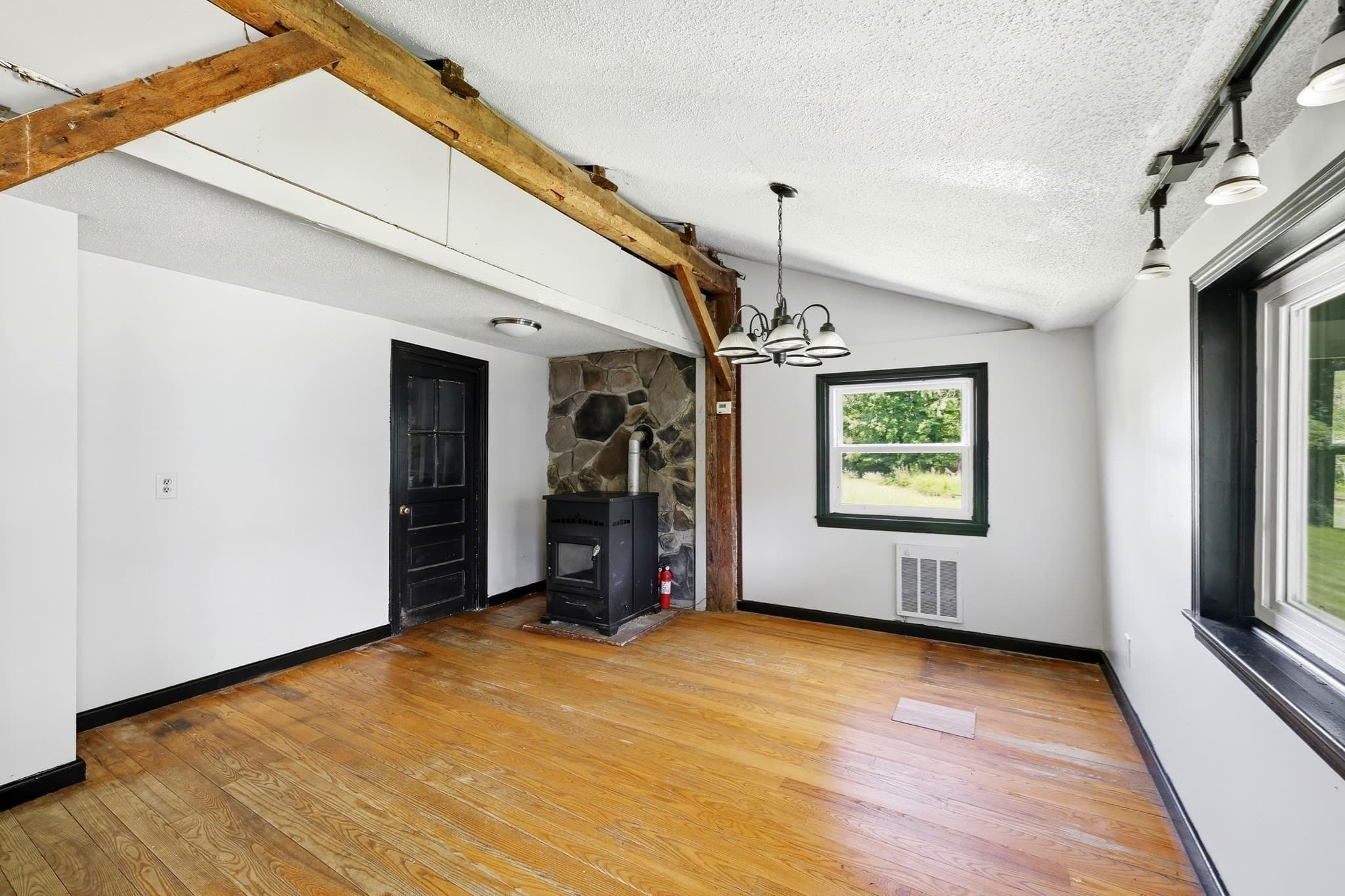 Single Family Residence at 1572 Main Rd, Granville MA 01034, photo 9 of 35