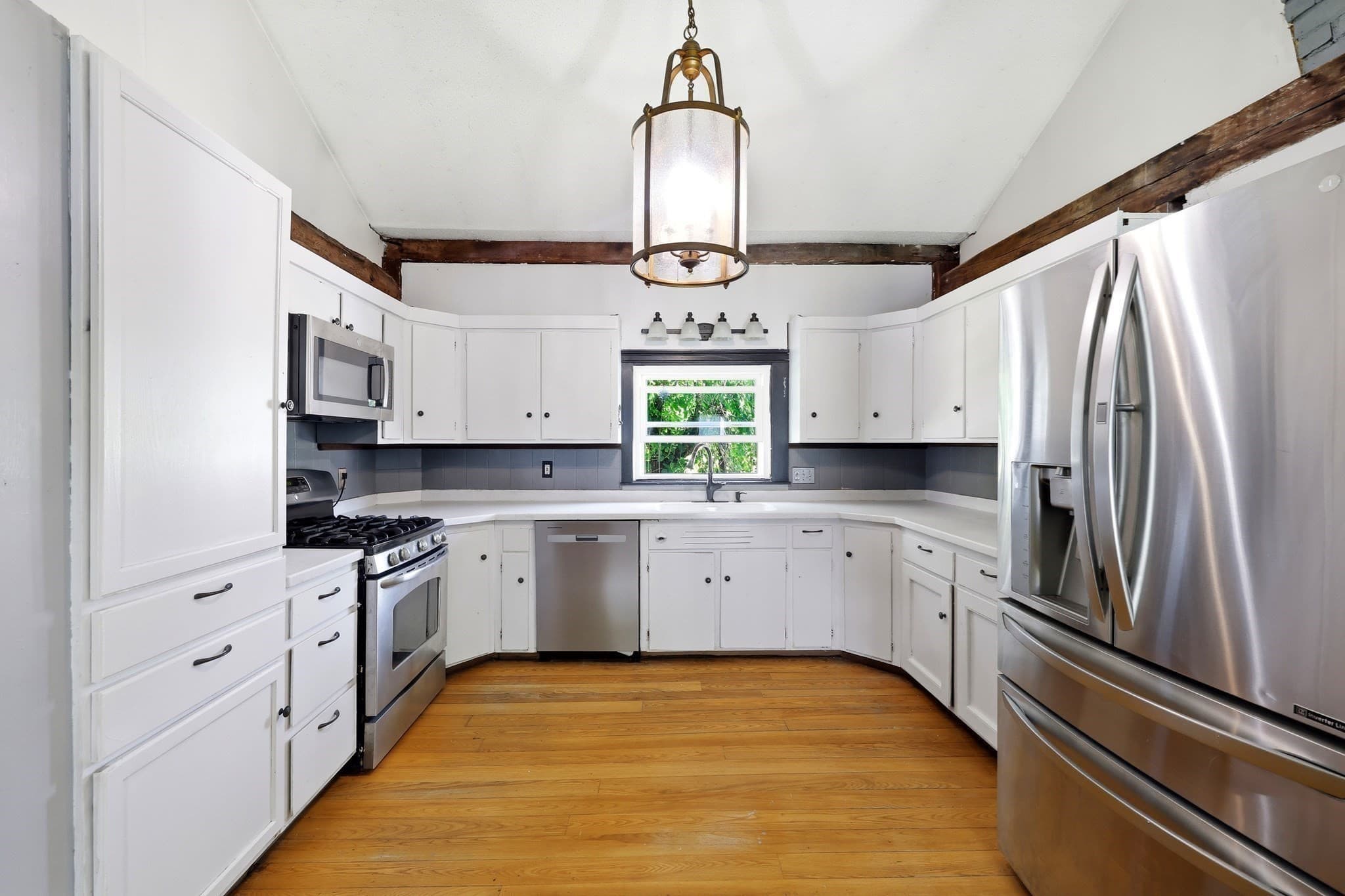 Single Family Residence at 1572 Main Rd, Granville MA 01034, photo 4 of 35