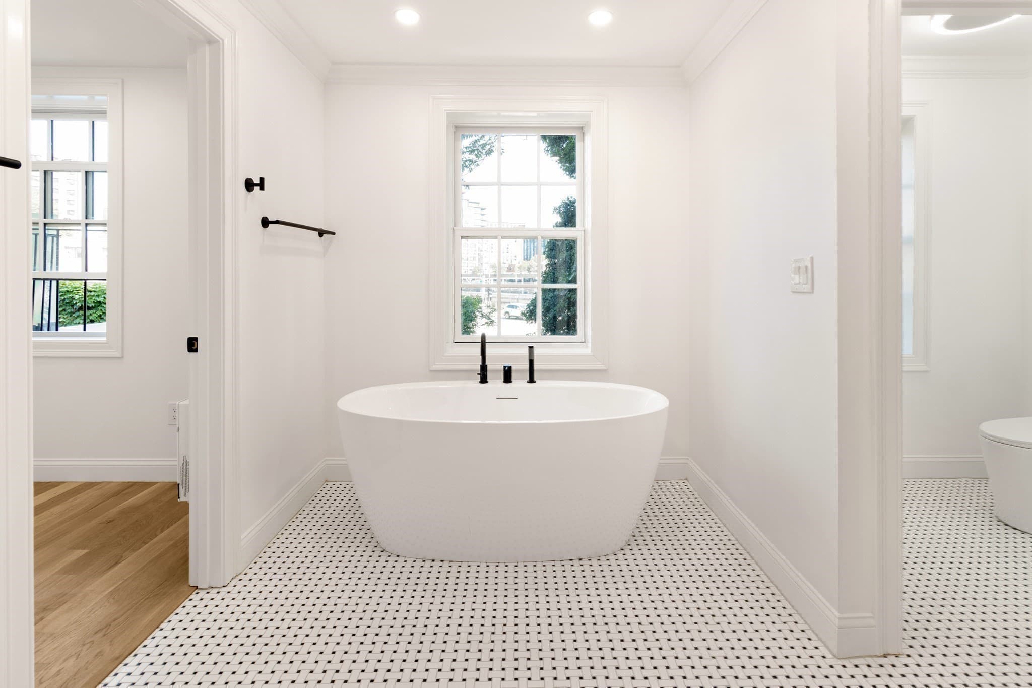 Single Family Residence at 48 Fayette St, Boston MA 02116, photo 13 of 35