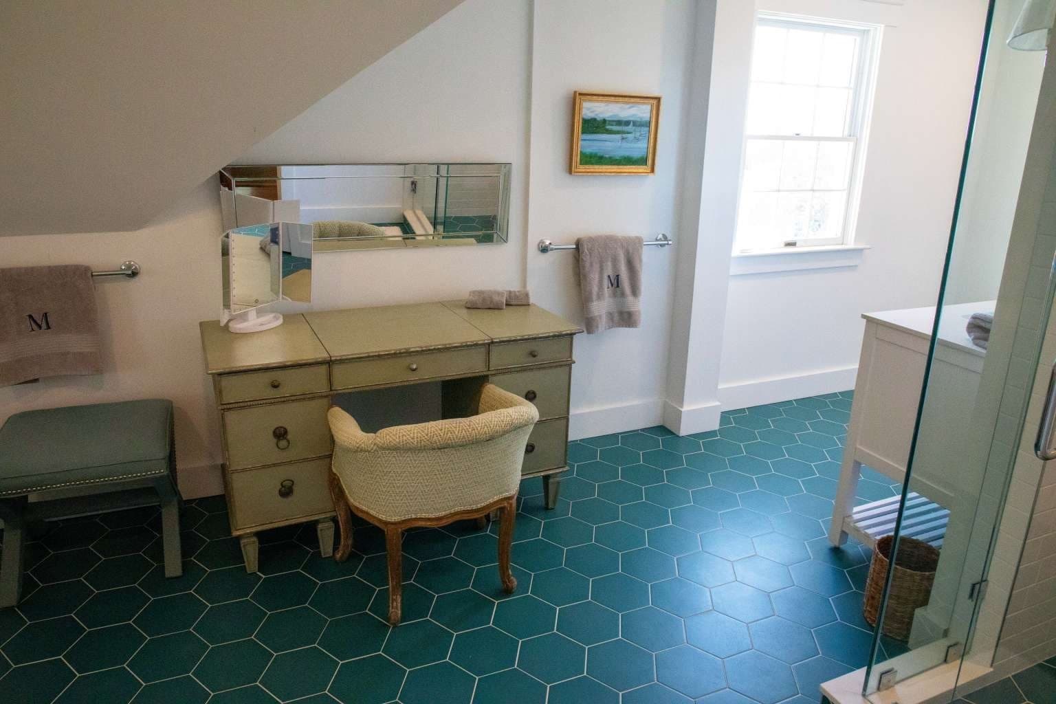 Single Family Residence at 512 River Road, Westport MA 02790, photo 22 of 37