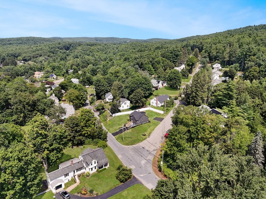 35 Richardson Rd, Fitchburg MA 01420 photo 10
