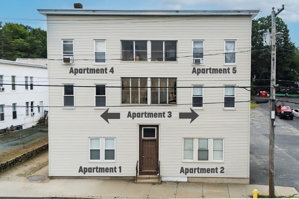 52 Bemis Rd, Fitchburg MA 01420 photo 2