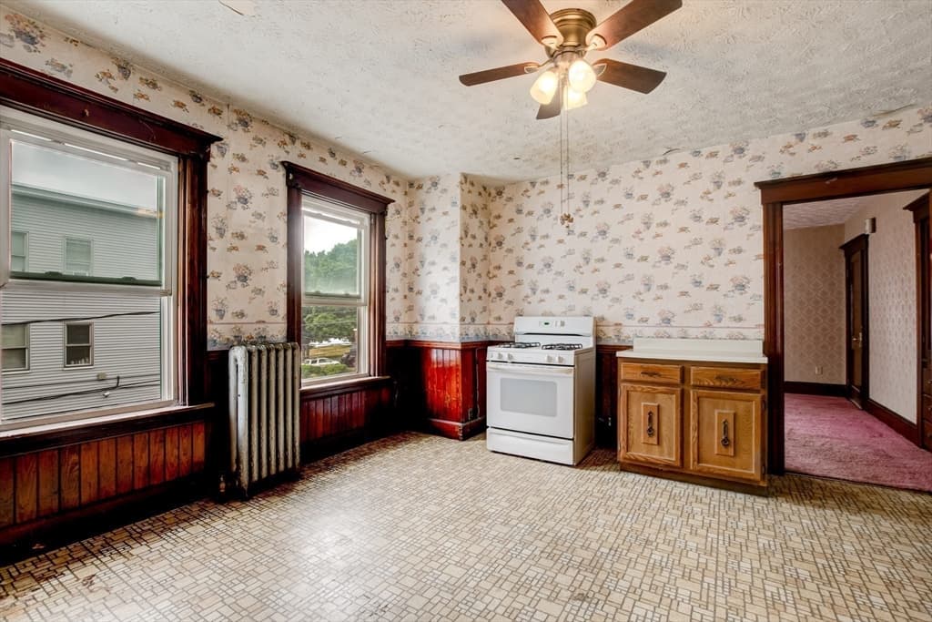 52 Bemis Rd, Fitchburg MA 01420 photo 9