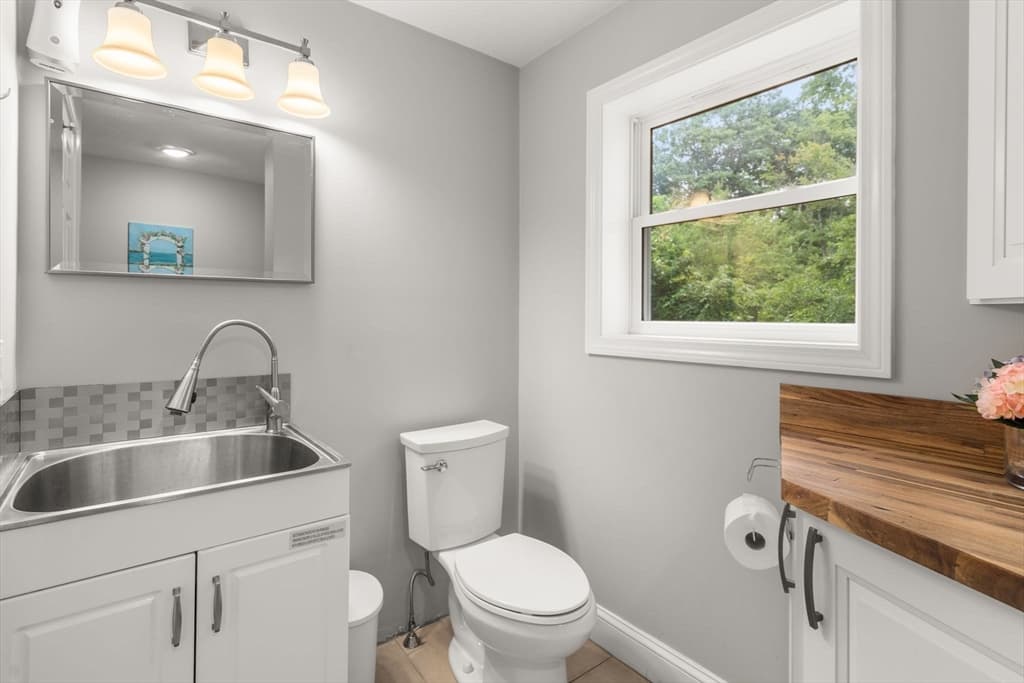 329 Pleasant Street, Ashland MA 01721 photo 12