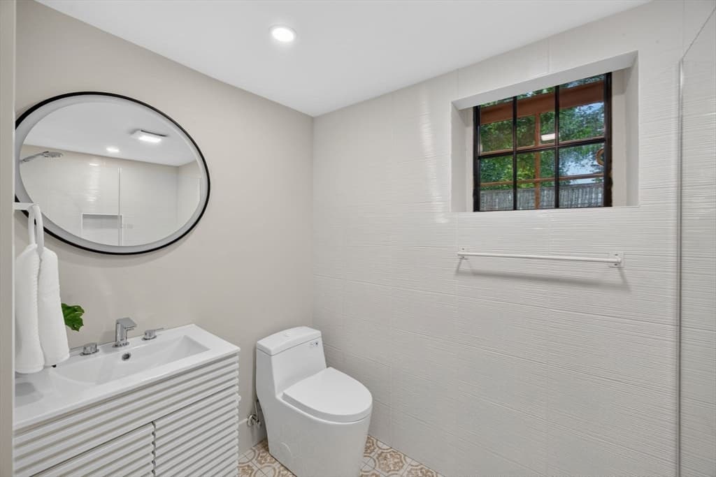 21 Brewster Street, Provincetown MA 02657 photo 37