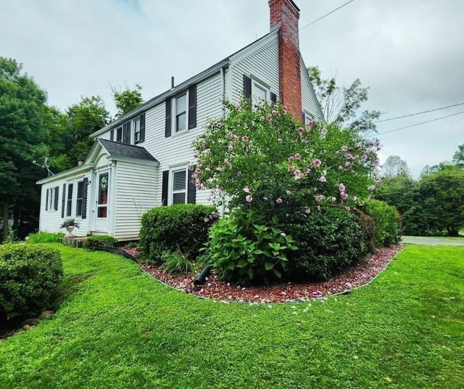 211 Main St, Wilbraham MA 01095 photo 4