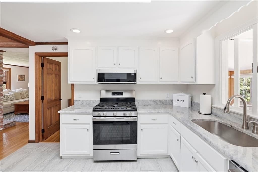 106 Pine Street, Yarmouth MA 02675 photo 8