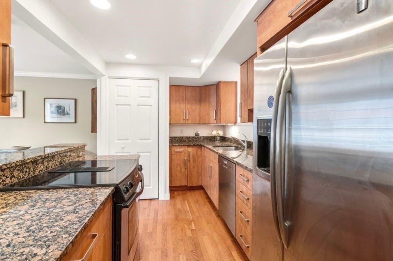 Condominium at 43 Jericho Road # 43, Weston MA 02493, Weston, photo 9 of 21