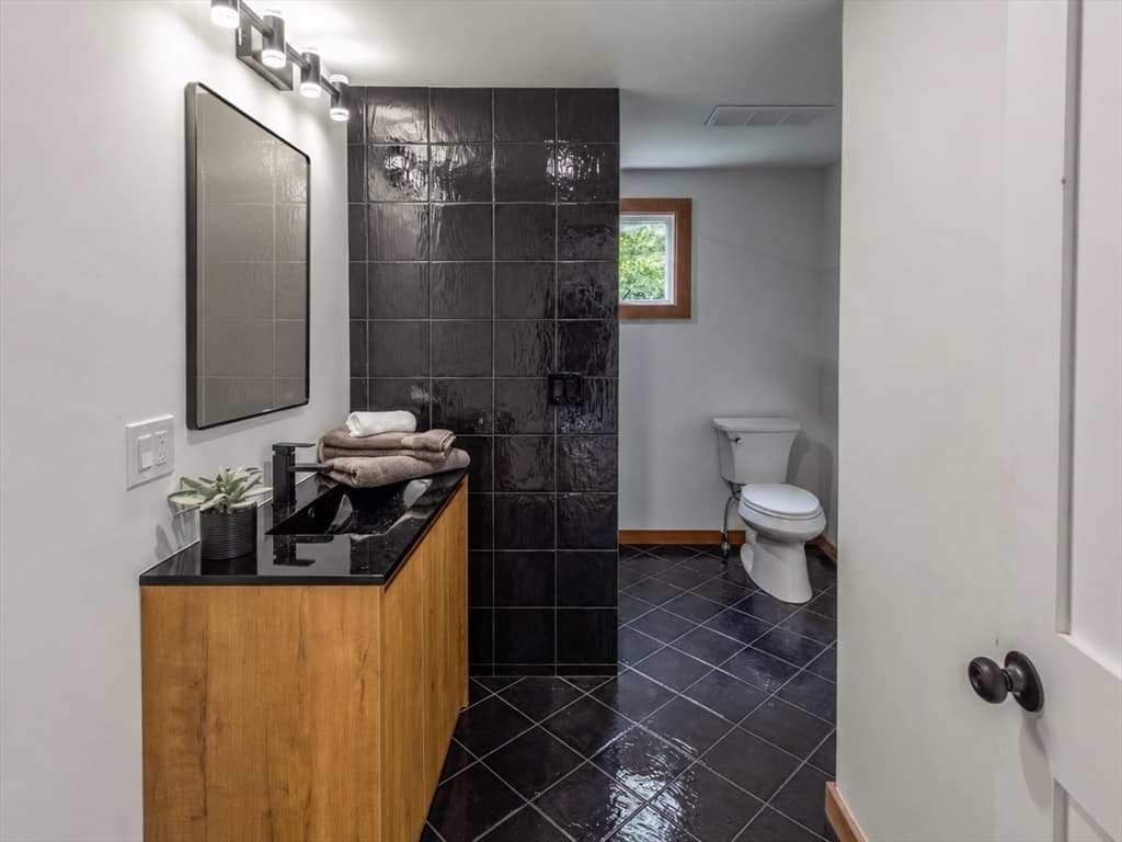 43 Seabreeze Dr, Bourne MA 02532 photo 35