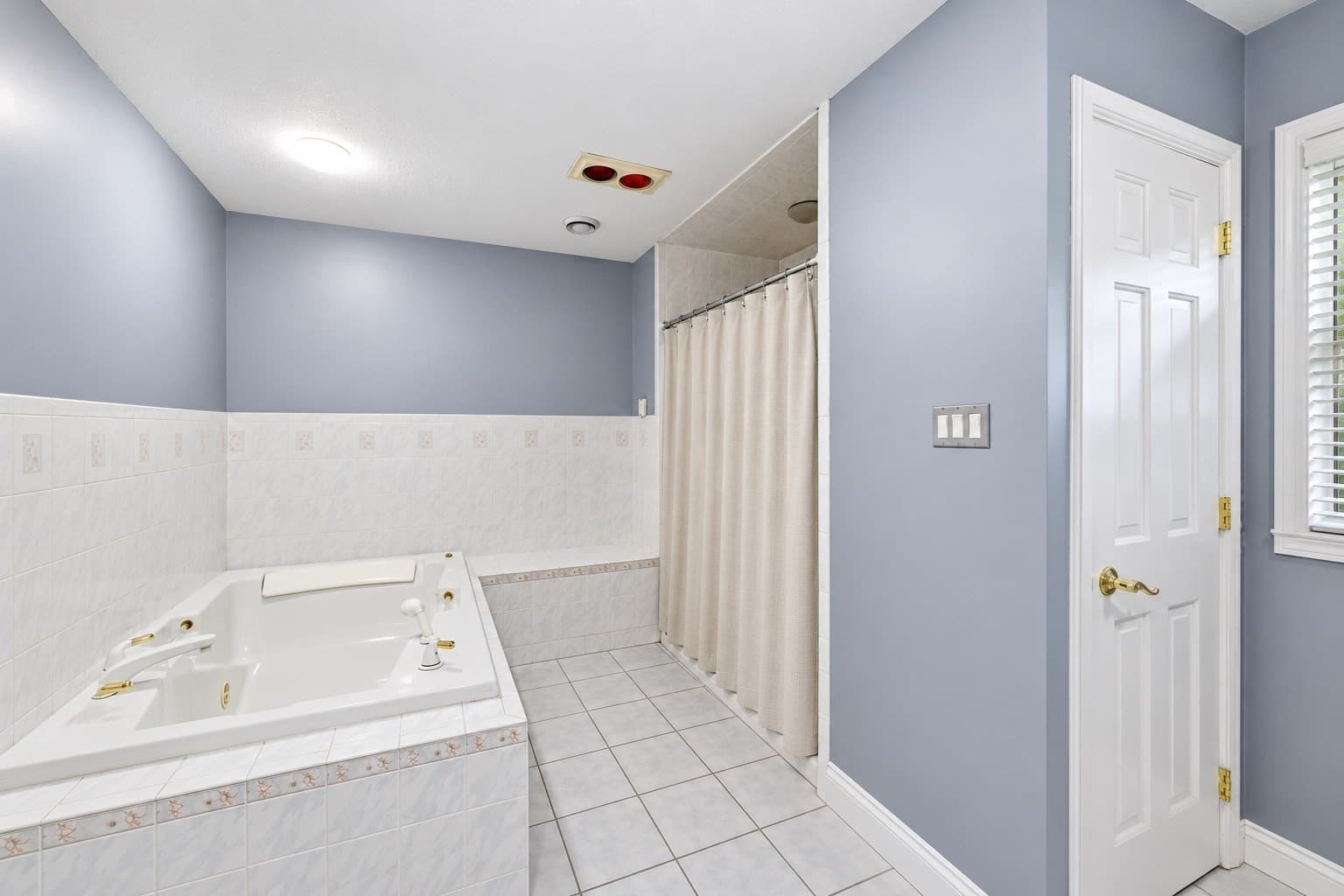 Single Family Residence at 10 Lyman Barnes Rd, Brimfield MA 01010, Brimfield, photo 16 of 42