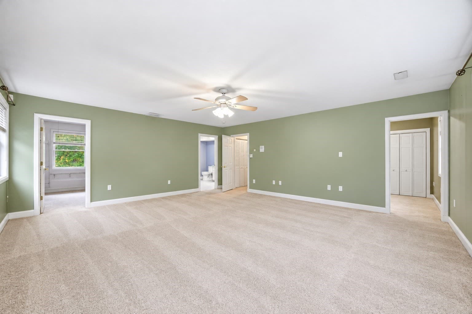 Single Family Residence at 10 Lyman Barnes Rd, Brimfield MA 01010, Brimfield, photo 14 of 42