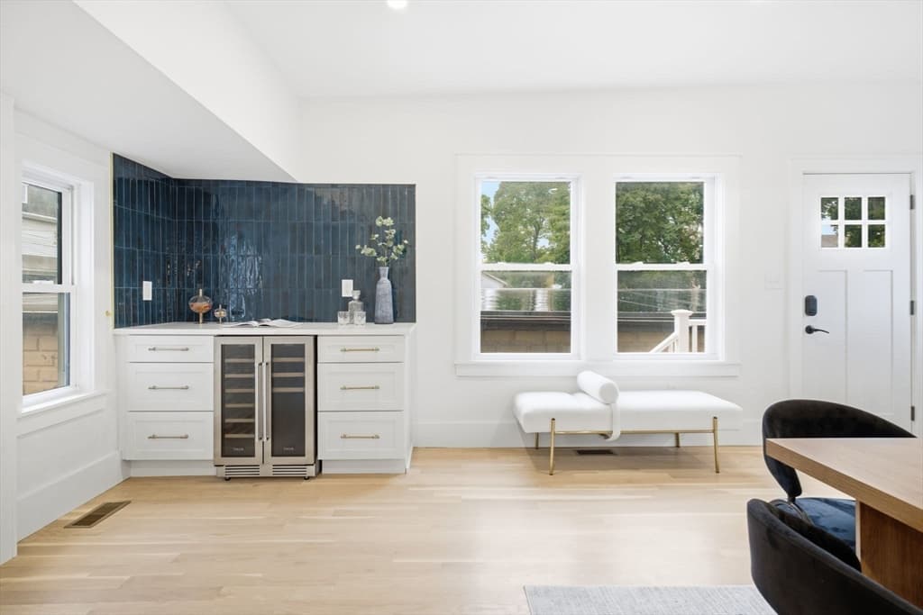 80 Dell Ave, Melrose MA 02176 photo 10