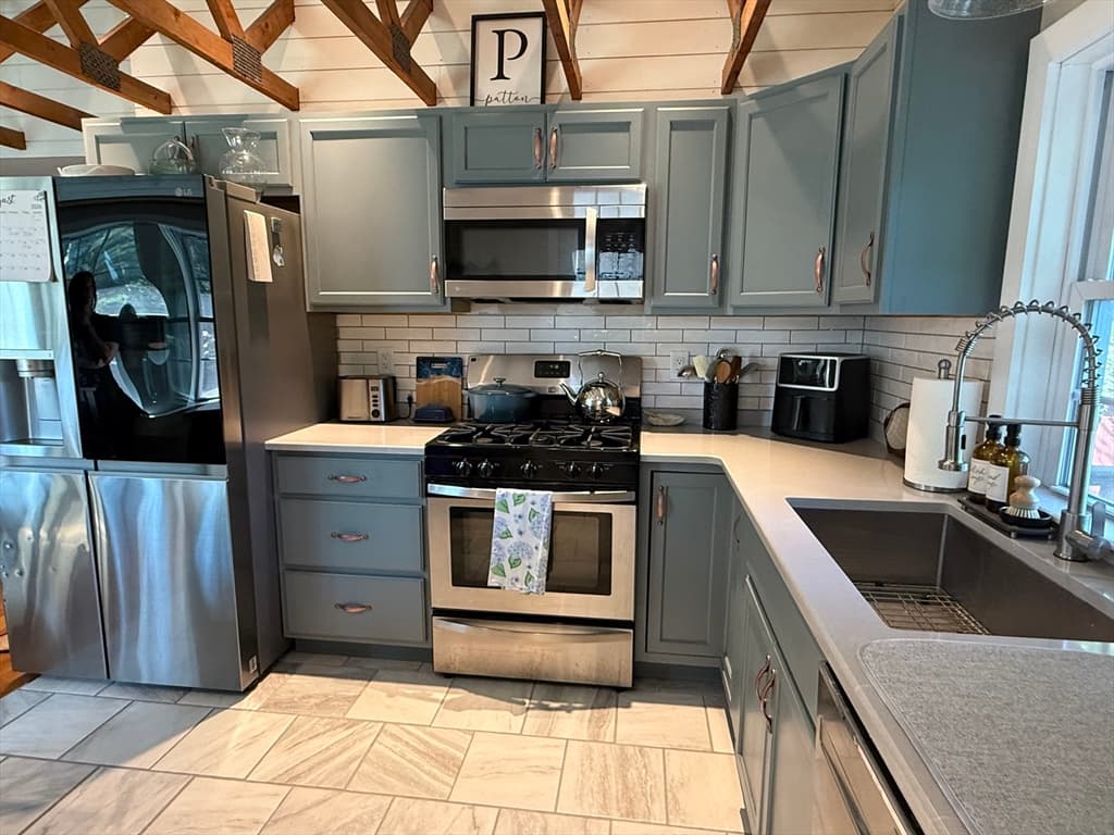 72 Handy Rd, Bourne MA 02559 photo 11