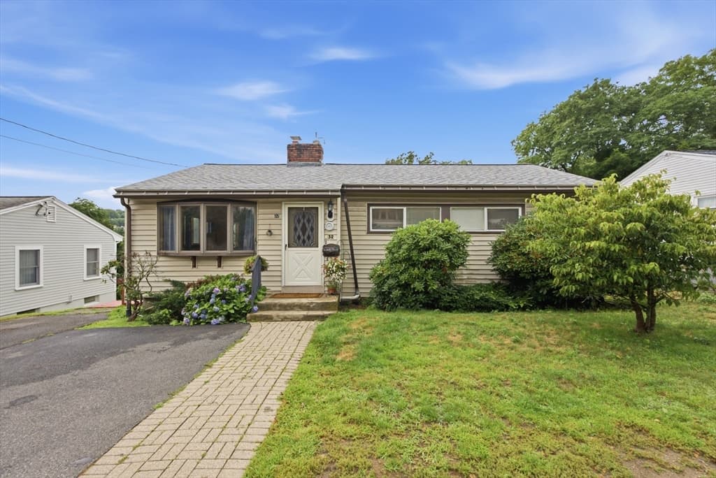 32 Brayton Rd, Boston MA 02135 photo 2