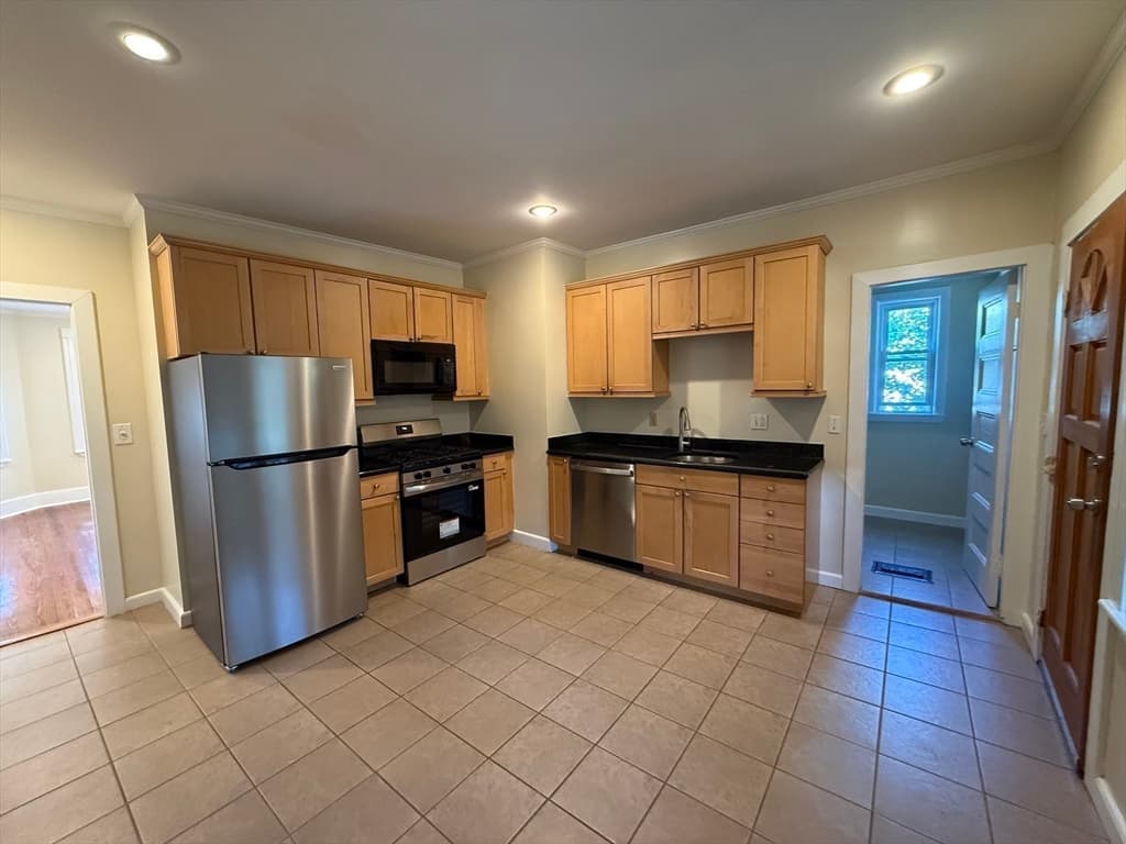 110 A Chestnut St (Rear) # 2, Brookline MA 02445 photo 4