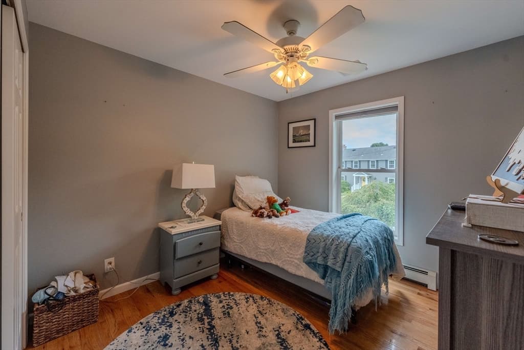 360 Perron Ave, Somerset MA 02726 photo 14