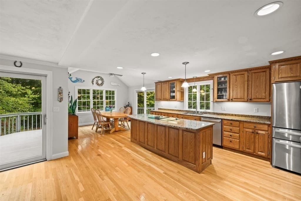 95 Little Herring Pond Rd, Plymouth MA 02360 photo 9