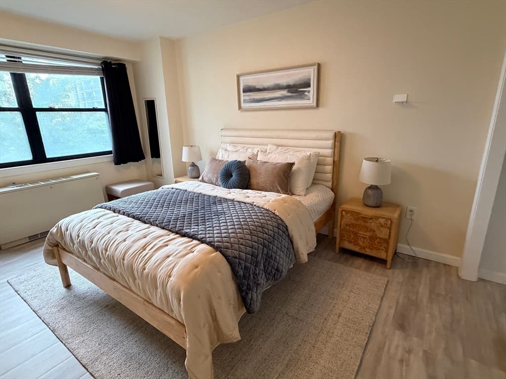9 Hawthorne Pl # 7H, Boston MA 02114 photo 2