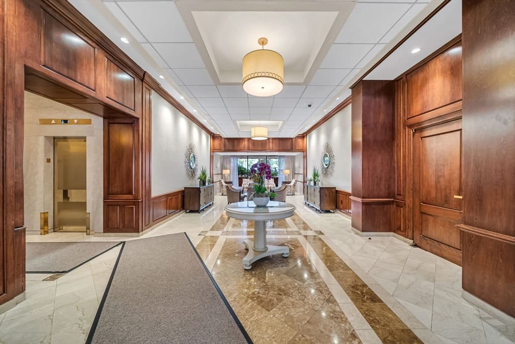 9 Hawthorne Pl # 7H, Boston MA 02114 photo 30