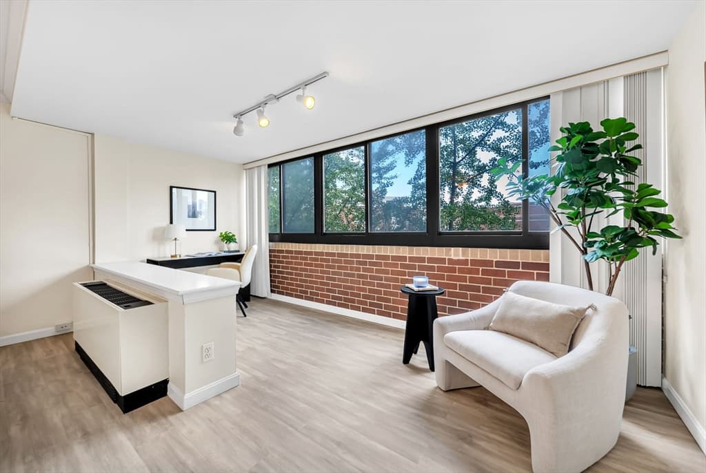 9 Hawthorne Pl # 7H, Boston MA 02114 photo 10