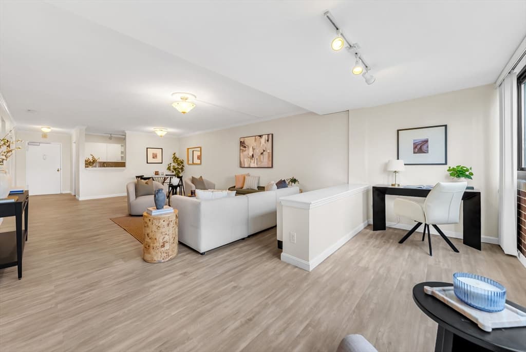 9 Hawthorne Pl # 7H, Boston MA 02114 photo 11