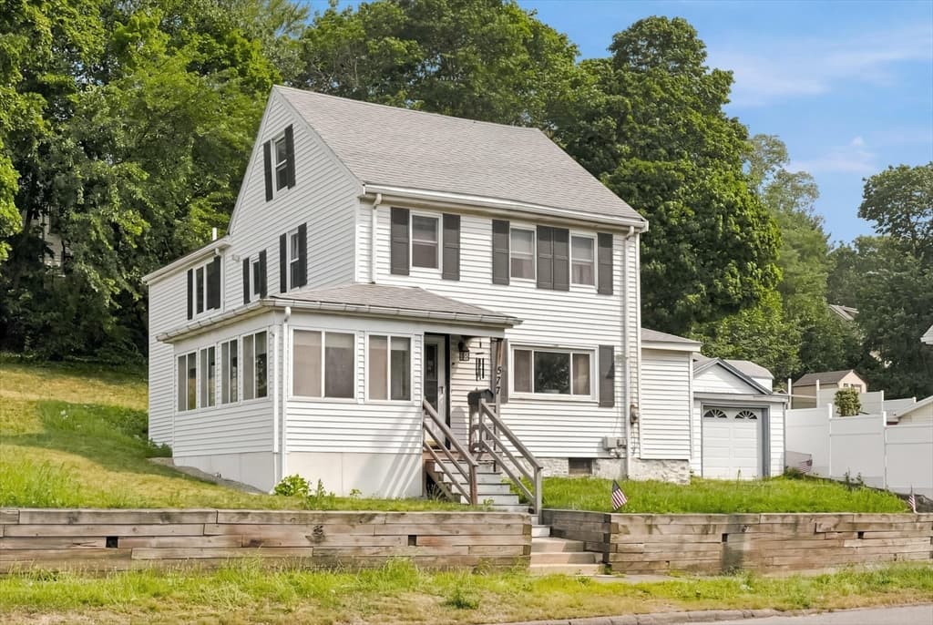 277 Lincoln Ave, Saugus MA 01906