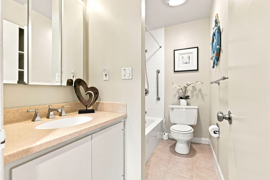 210 Nahanton St # 116, Newton MA 02459 photo 20
