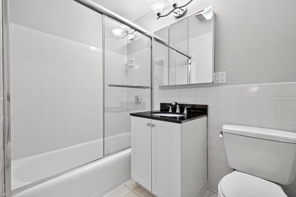 1600 Beacon St # 904, Brookline MA 02446 photo 6