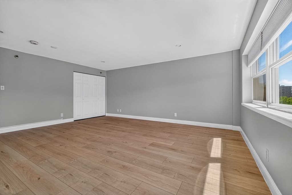 1600 Beacon St # 904, Brookline MA 02446 photo 9