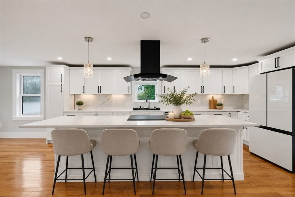 33 Milford St, Upton MA 01568