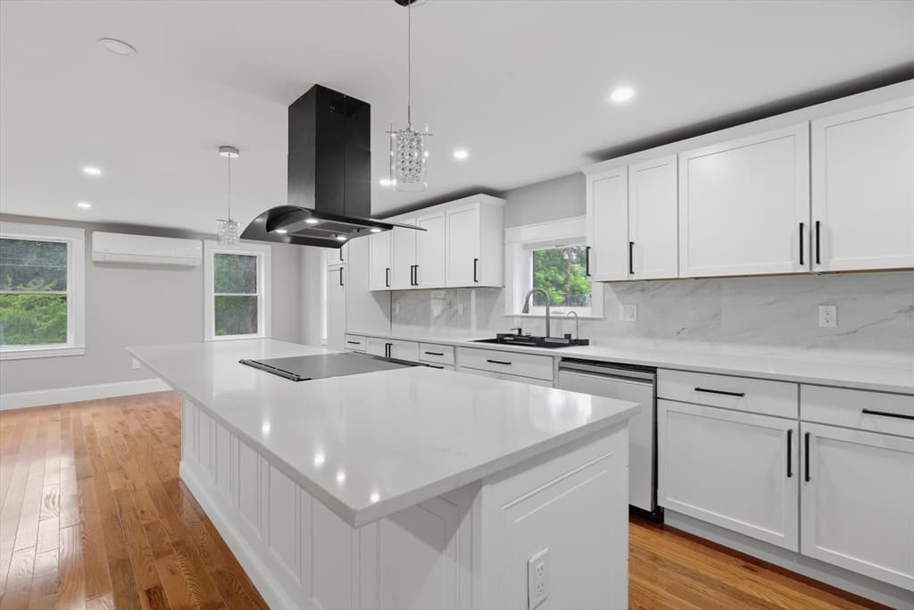 33 Milford St, Upton MA 01568 photo 8