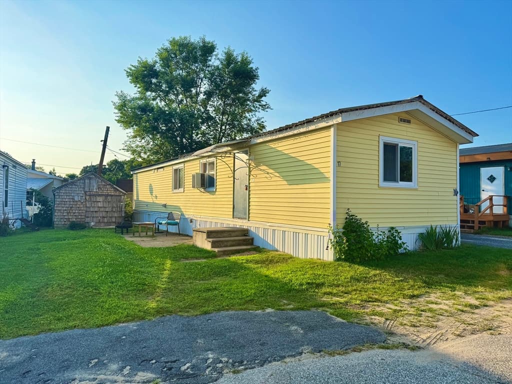 268 Palmer Rd # 17, Monson MA 01057