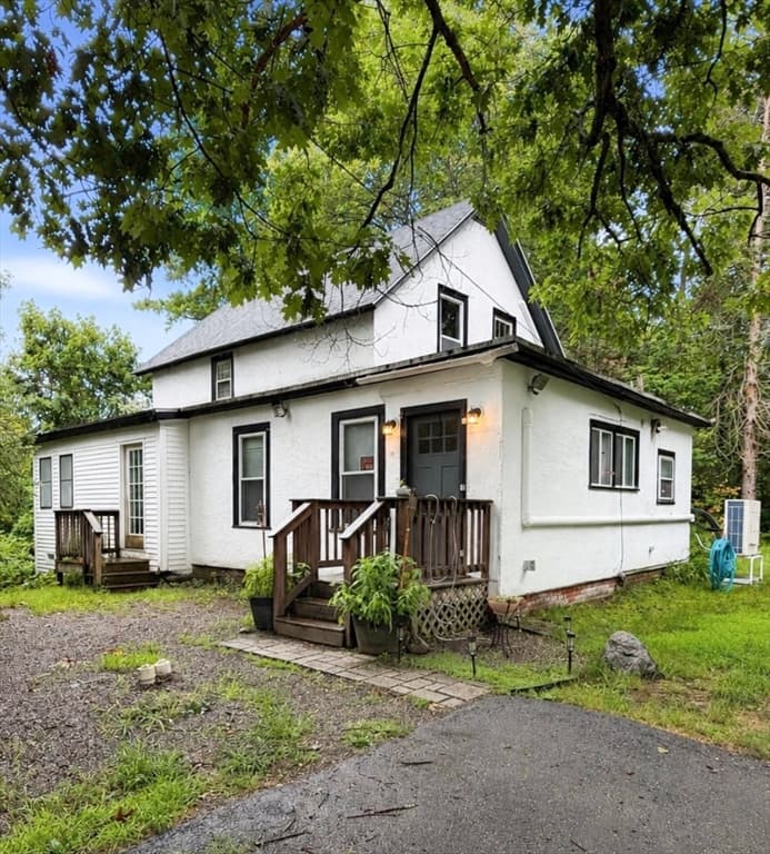 339 Drury Ave, Athol MA 01364