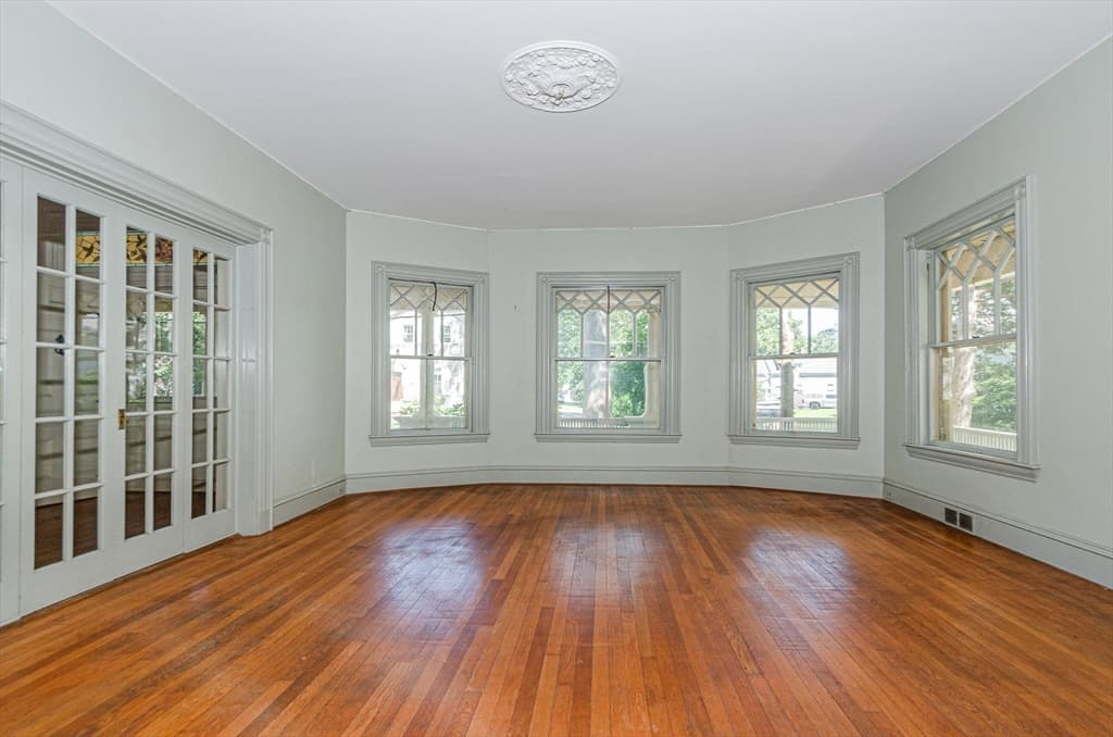 43 Main St, Mattapoisett MA 02739 photo 9