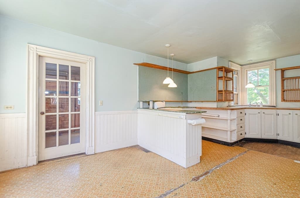 43 Main St, Mattapoisett MA 02739 photo 18