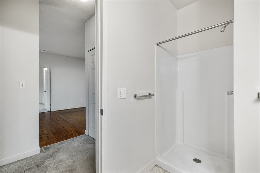 21 Hampshire Road # 105, Methuen MA 01844 photo 20