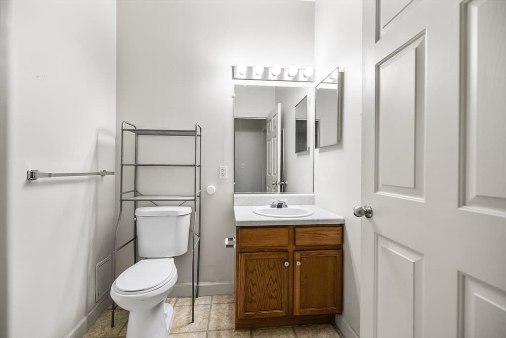 21 Hampshire Road # 105, Methuen MA 01844 photo 19