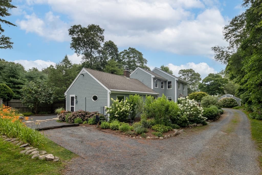 94 Aucoot Rd, Mattapoisett MA 02739 photo 5