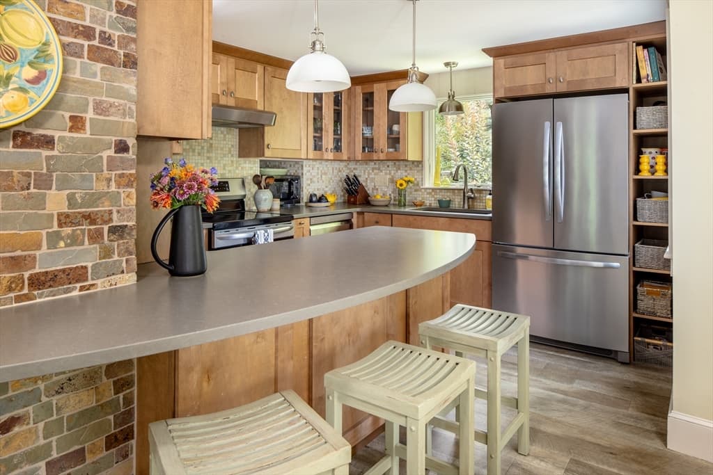 94 Aucoot Rd, Mattapoisett MA 02739 photo 19