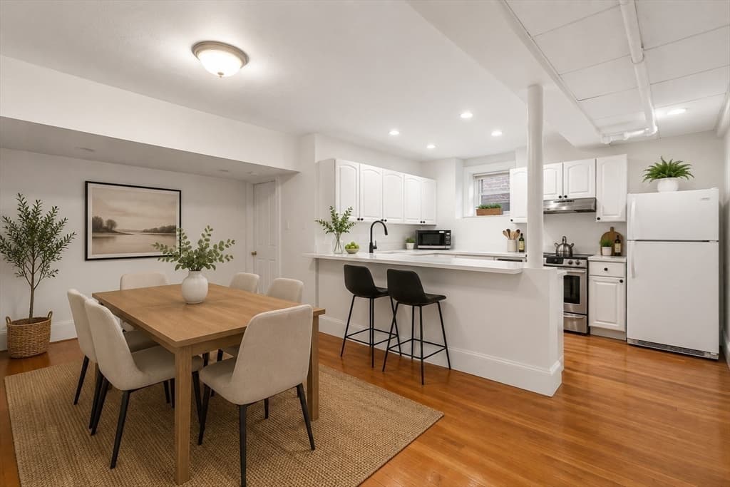 16 Garrison Road # 7A, Brookline MA 02445 photo 5