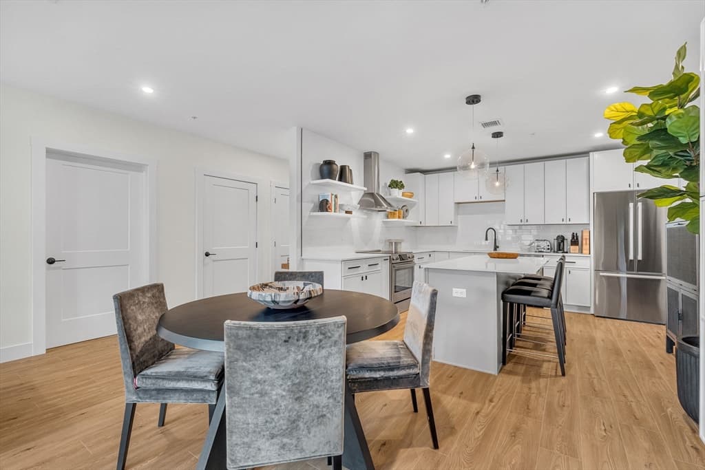 Condominium at 20 Audubon Way # 310, Canton MA 02021, Canton, photo 6 of 20
