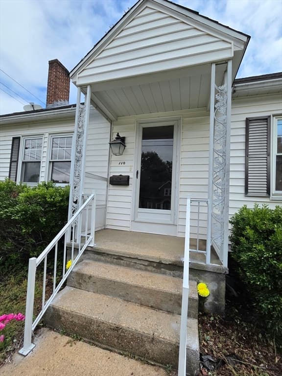 110 Barthel Ave, Gardner MA 01440 photo 5