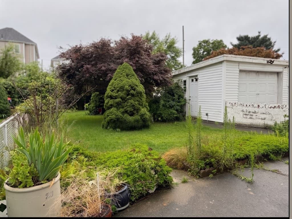 124 Clara St, New Bedford MA 02744 photo 11