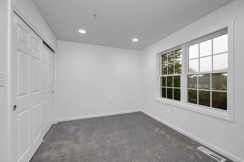 688 Gorham Street # 688, Lowell MA 01852 photo 13
