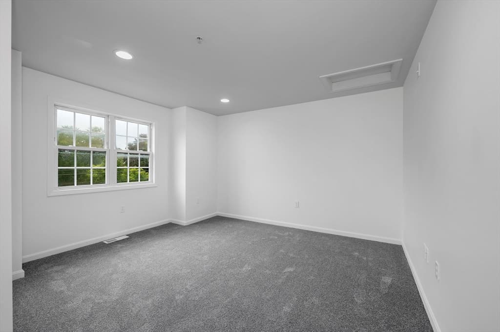 688 Gorham Street # 688, Lowell MA 01852 photo 28