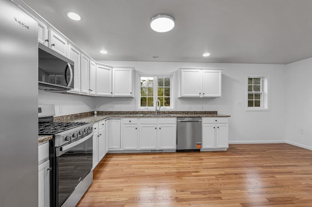 688 Gorham Street # 688, Lowell MA 01852 photo 5