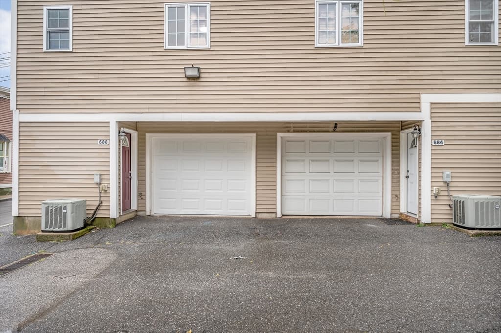 688 Gorham Street # 688, Lowell MA 01852 photo 33