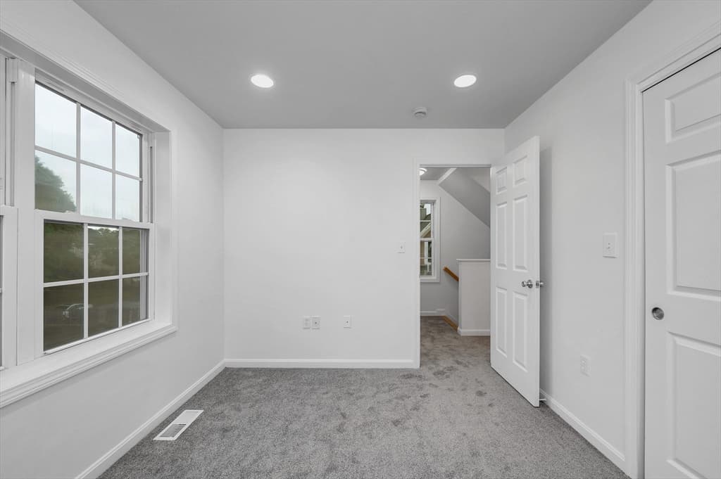688 Gorham Street # 688, Lowell MA 01852 photo 14