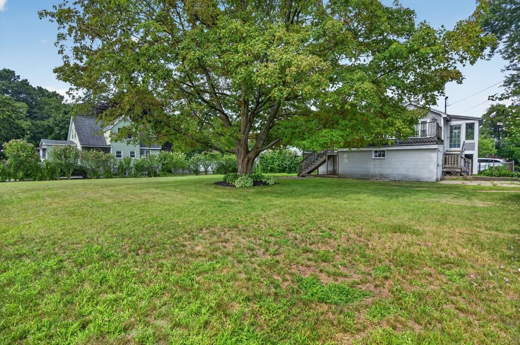 128 Mablin Ave, North Andover MA 01845 photo 4