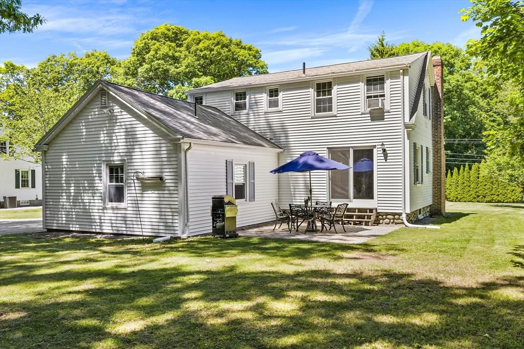 Single Family Residence at 779 Oxford St S, Auburn MA 01501, Auburn, photo 22 of 30